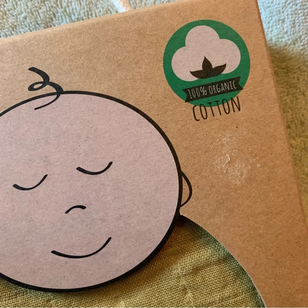 Milkbarn Organic Cotton fox print baby swaddle blanket NEW - Picture 6 of 8